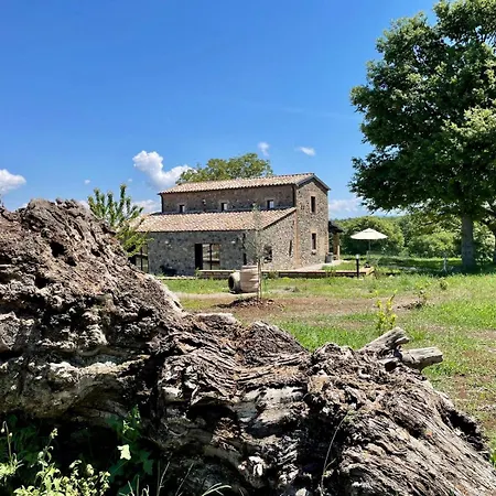 Podere L'alfina Bio Bed & Breakfast *